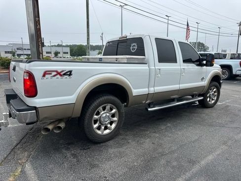 Used 2012 Ford F250 Lariat w/ Lariat Interior Pkg AWD/4WD image 11