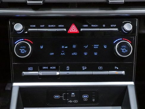 Certified 2026 Hyundai Santa Fe SEL FWD image 18