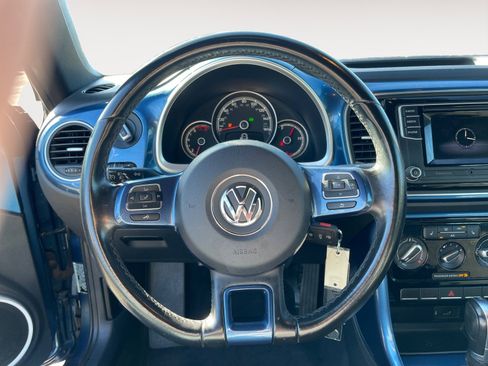 Used 2018 Volkswagen Beetle 2.0T S FWD image 11