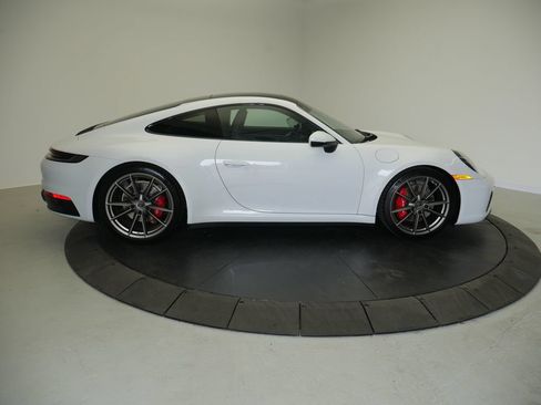 Certified 2020 Porsche 911 Carrera 4S AWD/4WD image 8