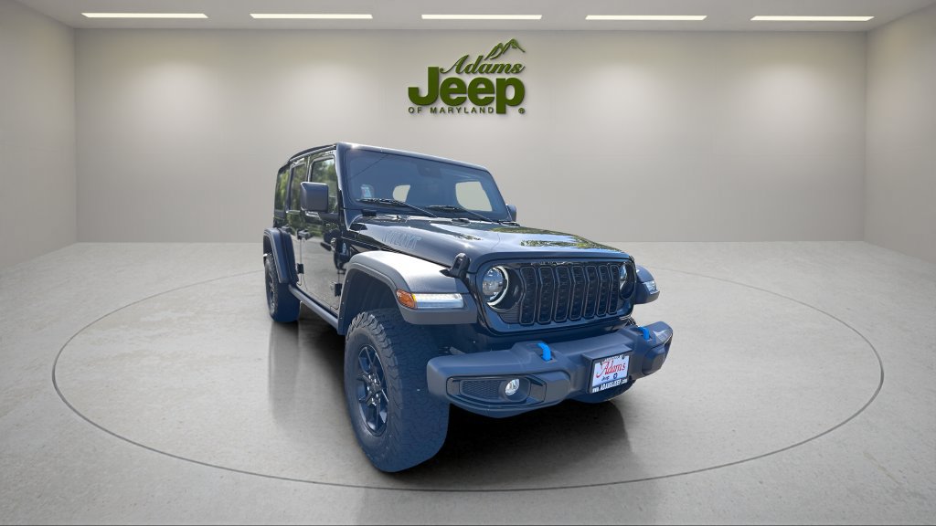 Used 2024 Jeep Wrangler Unlimited AWD/4WD image 3