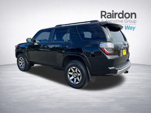 Used 2021 Toyota 4Runner TRD Off-Road Premium w/ Moonroof Package AWD/4WD image 5
