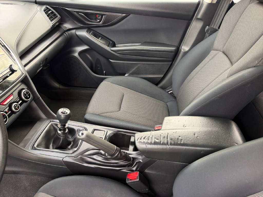 Used 2021 Subaru Crosstrek 2.0i AWD/4WD image 12
