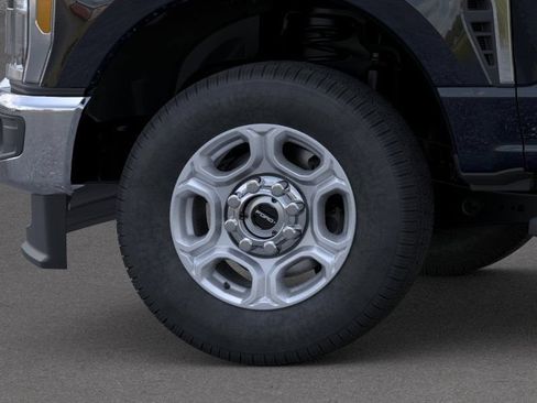New 2026 Ford F250 XLT AWD/4WD image 32