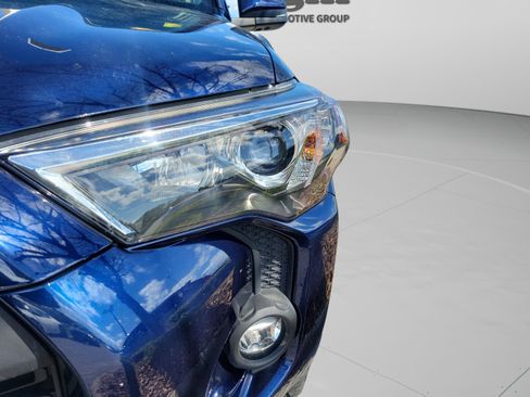 Used 2023 Toyota 4Runner SR5 Premium w/ Moonroof Package image 18