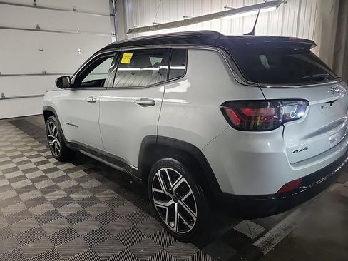 Used 2025 Jeep Compass Limited w/ Elite Group image 3