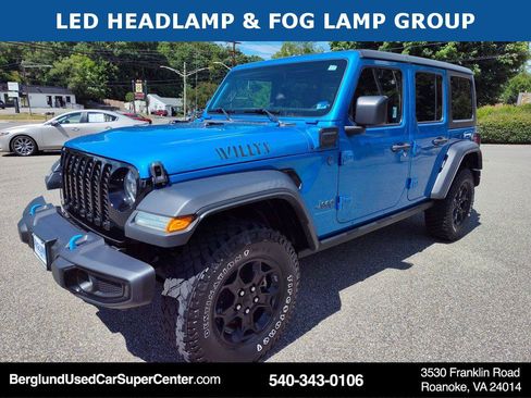 Used 2023 Jeep Wrangler Unlimited w/ Cold Weather Group AWD/4WD image 8