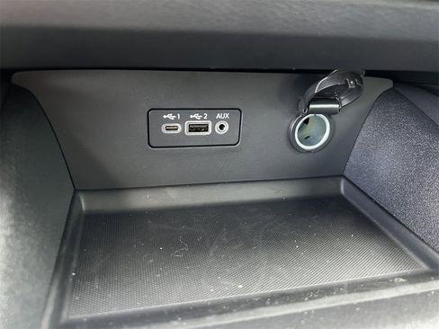 New 2025 Nissan Altima 2.5 SV image 13