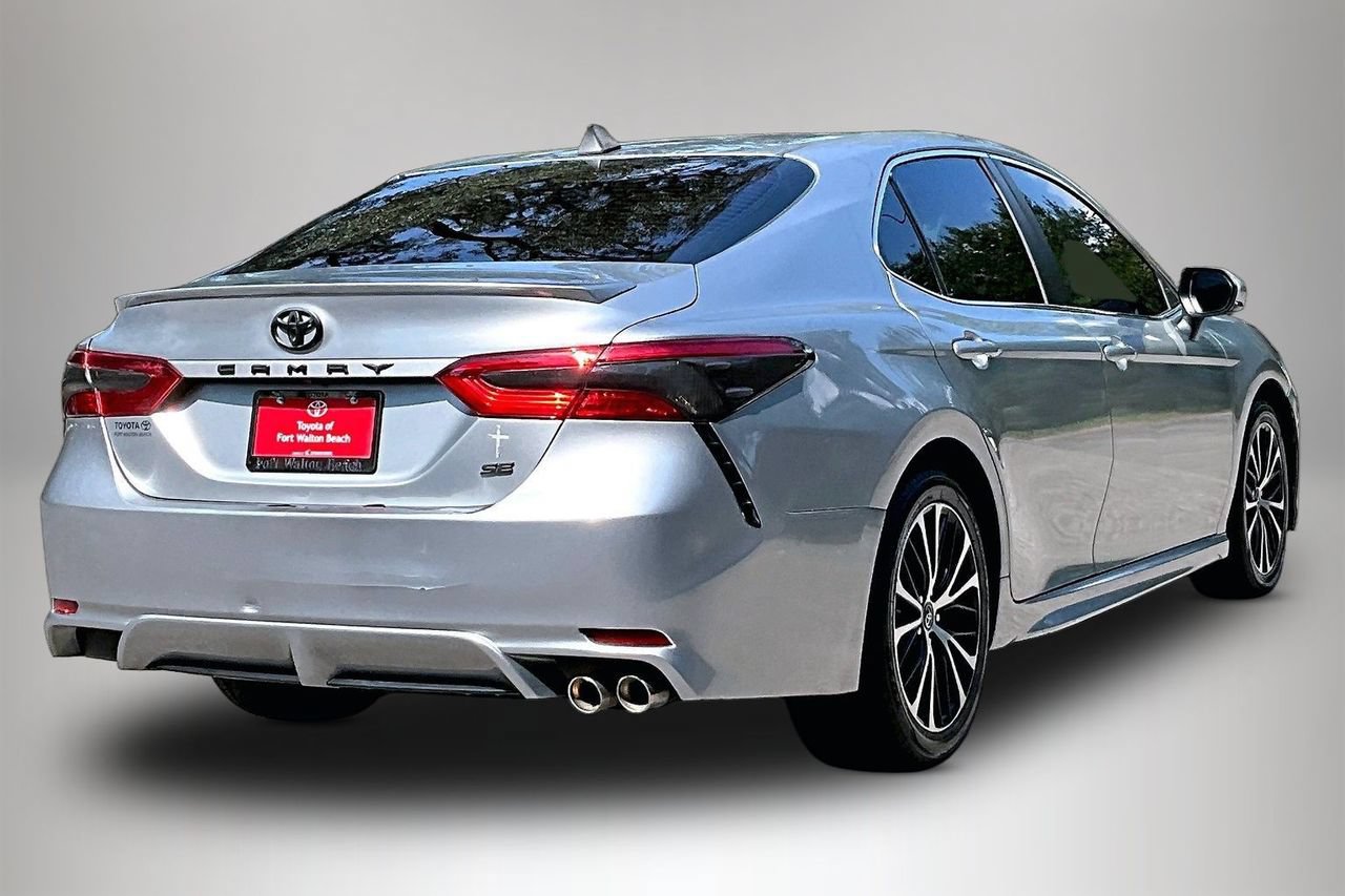 Used 2019 Toyota Camry SE FWD image 5