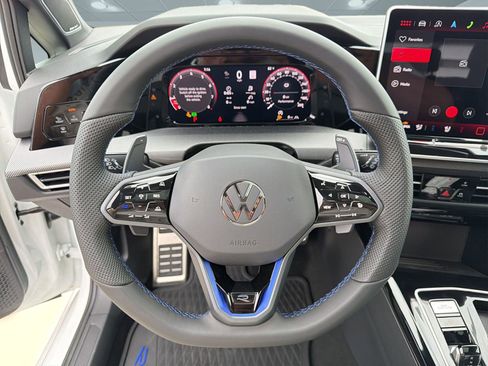 New 2026 Volkswagen Golf image 17