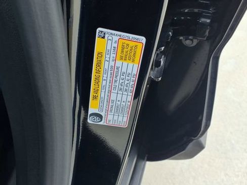 Used 2025 Chevrolet Equinox LT image 30