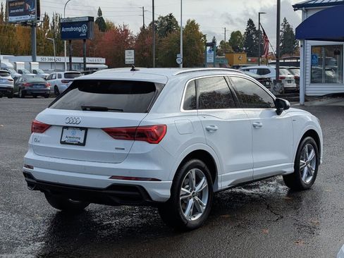 Used 2024 Audi Q3 2.0T Premium Plus image 5