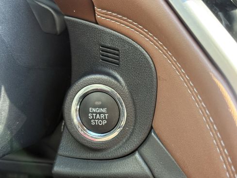 Used 2021 Subaru Outback Touring XT image 16