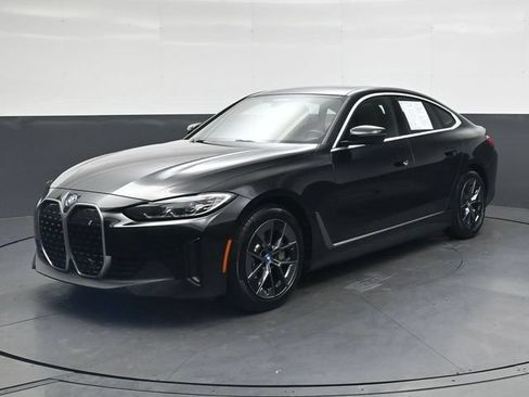 Used 2023 BMW i4 eDrive35 RWD image 9