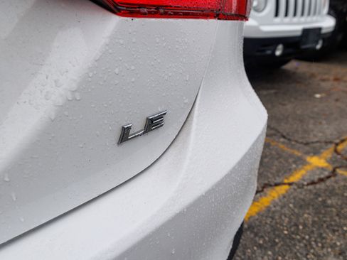 Used 2023 Toyota Camry LE image 11