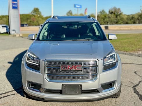 Used 2015 GMC Acadia Denali image 2