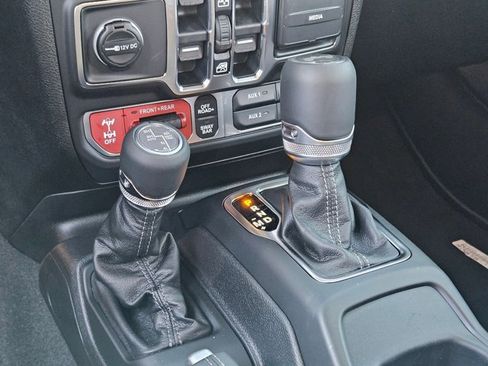 New 2026 Jeep Wrangler Unlimited Rubicon image 13