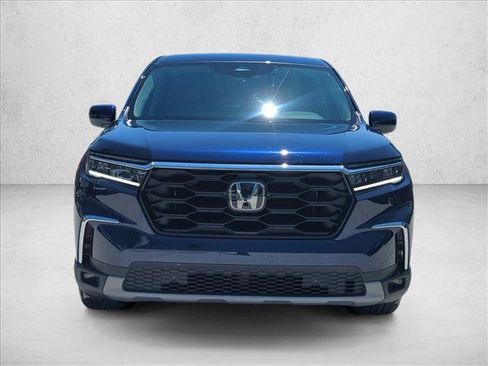 Used 2025 Honda Pilot EX-L image 2