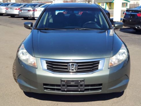 Used 2010 Honda Accord EX-L image 2