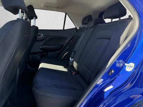 Certified 2023 Hyundai Venue SEL image 13