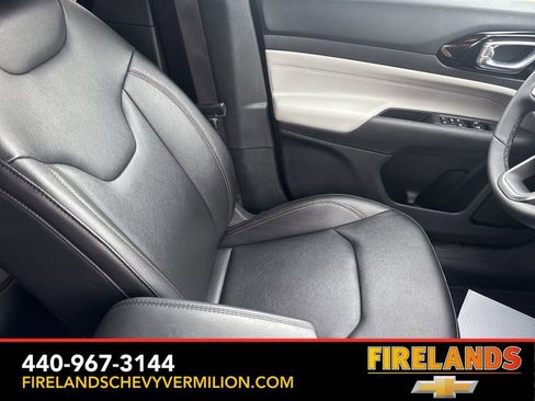 Used 2024 Jeep Compass Limited image 29