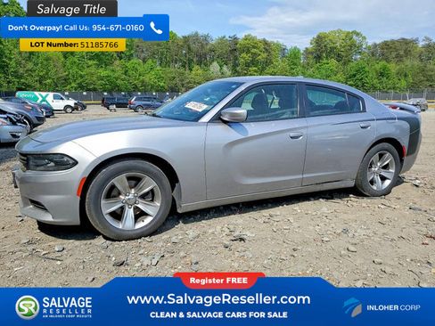 Used 2016 Dodge Charger SXT RWD image 1