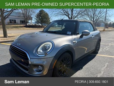 Used 2017 MINI Cooper Convertible image 2