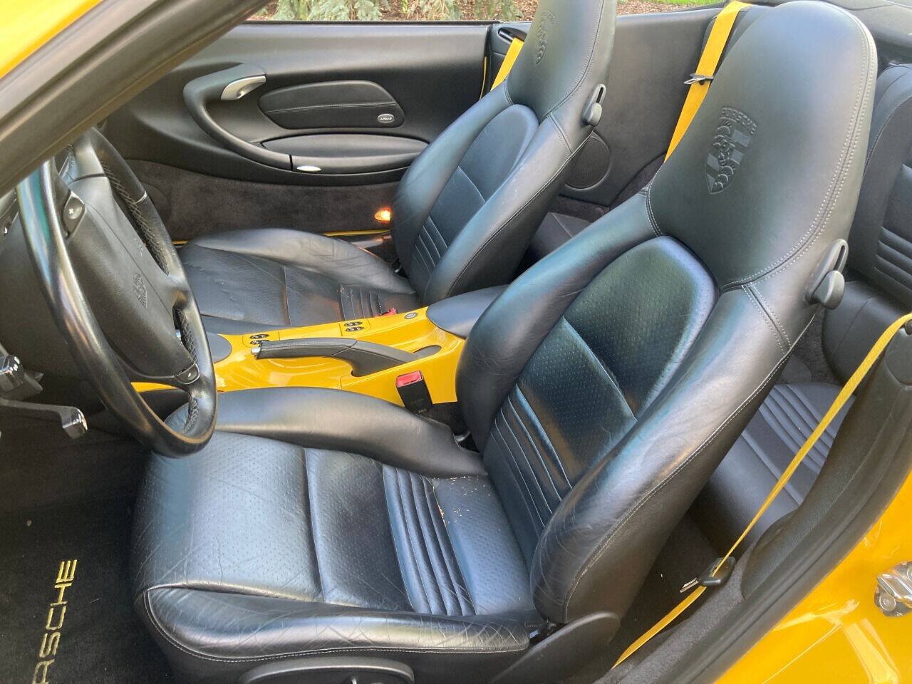 Used 2001 Porsche 911 Cabriolet image 43