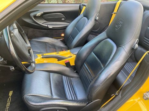 Used 2001 Porsche 911 Cabriolet image 43