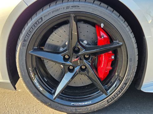 New 2026 Chevrolet Corvette E-Ray w/ ZER Performance Package image 5