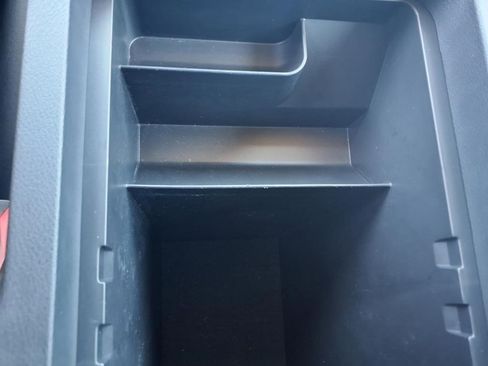 Used 2022 Nissan Murano SV w/ SV Midnight Edition Package image 21