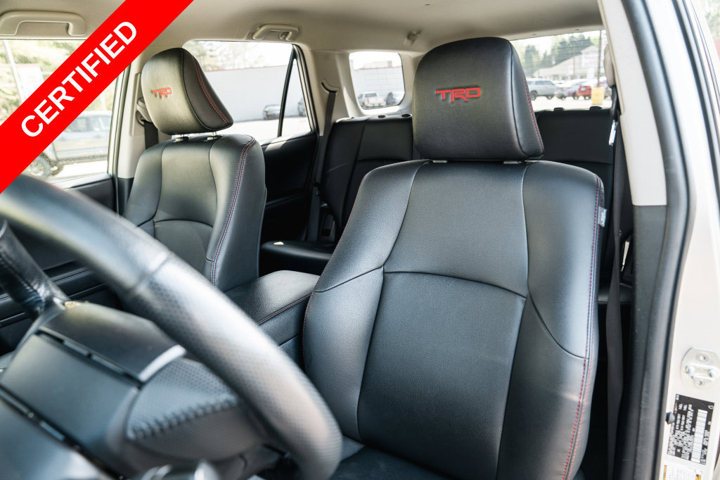 Used 2024 Toyota 4Runner TRD Off-Road Premium AWD/4WD image 25