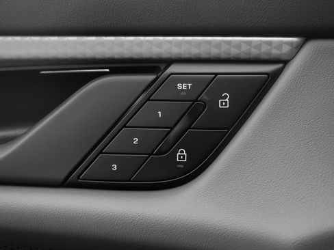 New 2025 Porsche Taycan 4 image 30