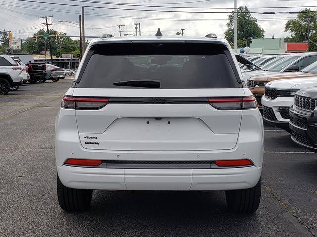 New 2026 Jeep Grand Cherokee Limited AWD/4WD image 4