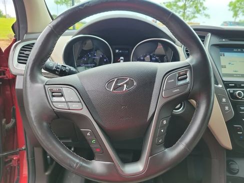 Used 2017 Hyundai Santa Fe Sport FWD image 24