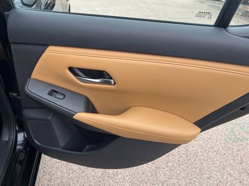 Certified 2022 Nissan Sentra SV w/ SV Premium Package image 17