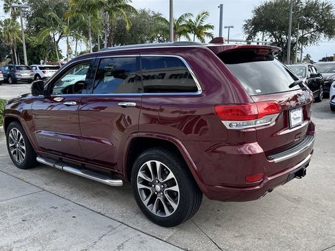 Used 2017 Jeep Grand Cherokee Overland image 13