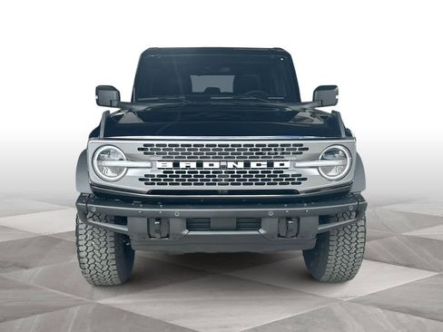 Used 2025 Ford Bronco Badlands AWD/4WD image 3