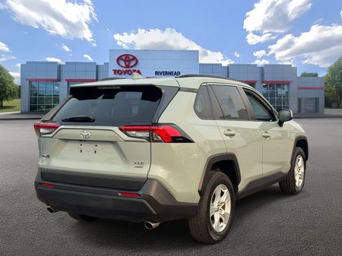 Used 2019 Toyota RAV4 XLE w/ Convenience Package AWD/4WD image 6