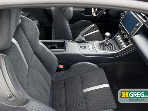 Used 2024 Toyota GR86 Premium RWD image 10