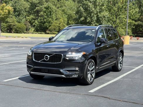 Used 2019 Volvo XC90 T5 Momentum FWD image 3