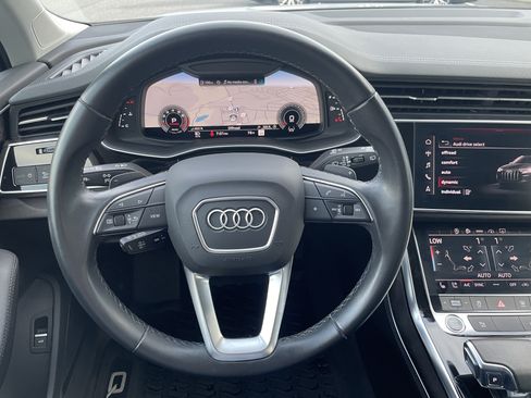 Certified 2024 Audi Q7 3.0T Premium Plus AWD/4WD image 8