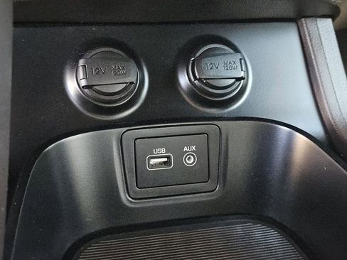 Used 2017 Hyundai Santa Fe Sport image 16