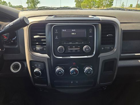 Used 2014 RAM 1500 Express AWD/4WD image 22