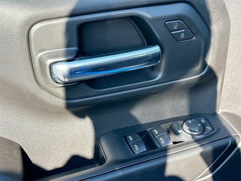 New 2026 Chevrolet Silverado 1500 Custom w/ LPO, Dark Essentials Package image 12
