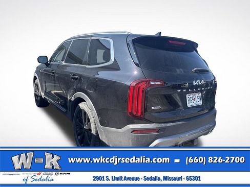 Used 2022 Kia Telluride EX w/ EX Premium Package AWD/4WD image 7