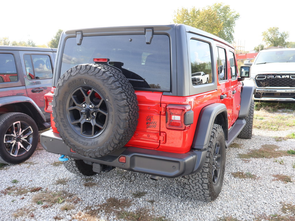 Used 2024 Jeep Wrangler Unlimited AWD/4WD image 16
