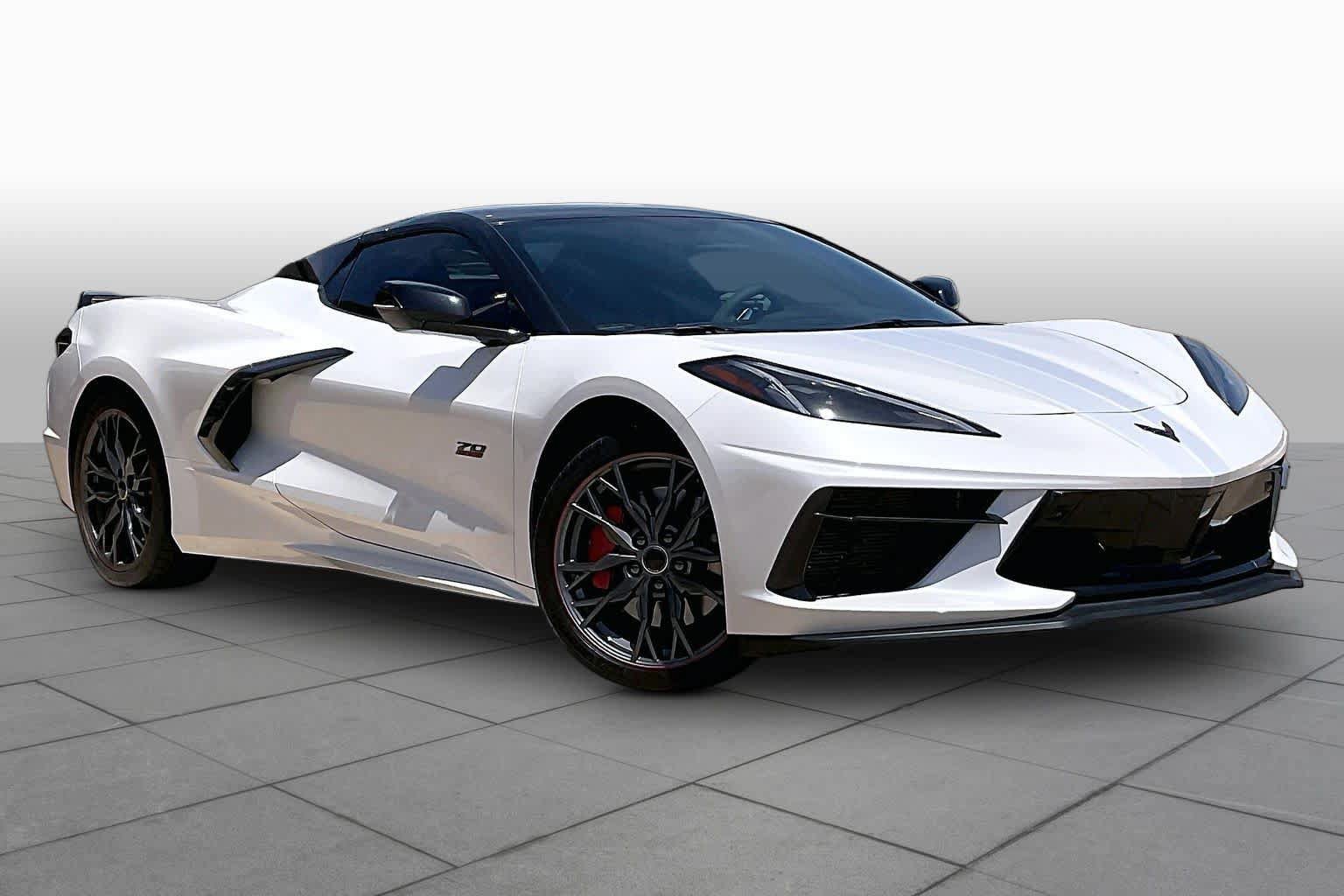 Used 2023 Chevrolet Corvette Stingray Premium Conv w/ Z51 Performance Package RWD image 4