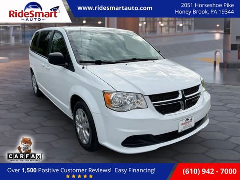 Used 2018 Dodge Grand Caravan SE w/ UConnect Hands-Free Group FWD image 1