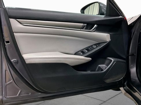 Used 2018 Honda Accord LX image 21